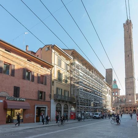 Bologna Piazza Del Nettuno Apartment Exterior photo