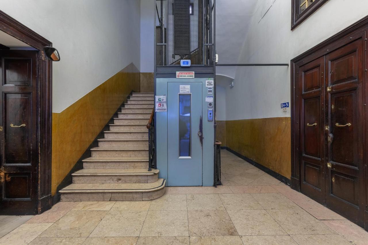 Bologna Piazza Del Nettuno Apartment Exterior photo